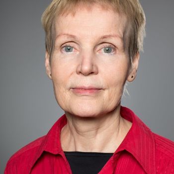 Porträtbild einer Frau zeigt Dr Sylvia Springer