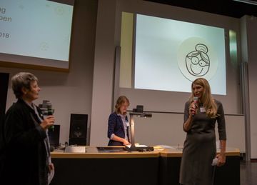 Prof. Birgit Apfelbaum im Science Pitch Forschungsshow 2018 II Hochschule Harz Wisskomm KAT-Netzwerk