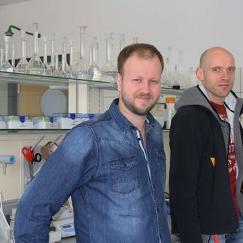 Portrait-Bild Labor Innovatives Verfahren Milchpulver Sebastian Kleinschmidt Hochschule Anhalt Milchwerke Stendal Life Sciences KAT-Netzwerk