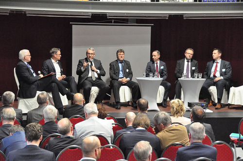 Diskussion KAT-Netzwerk Unterwegs Wirtschaftskonferenz 2018 Energie Zukunft Naumburg Podium